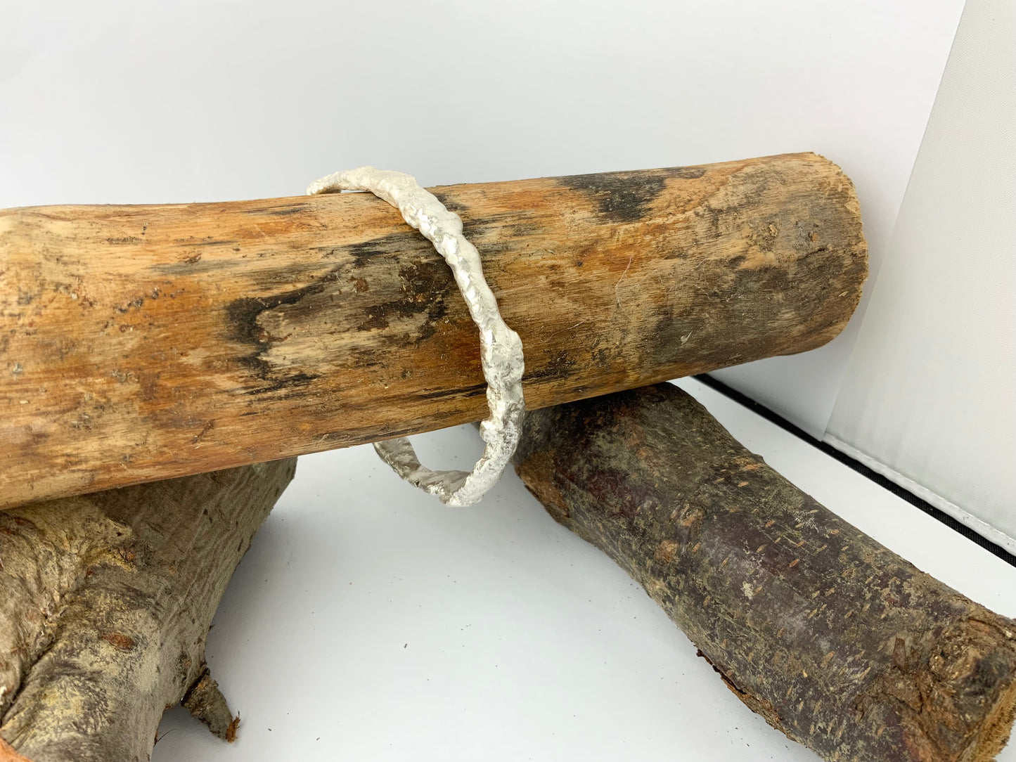 Full Round Bangle