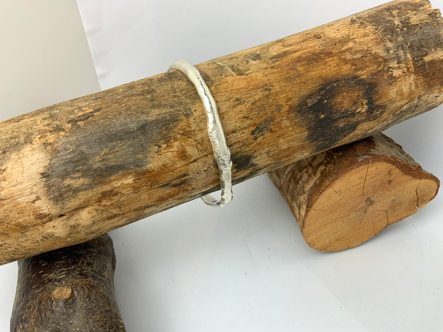 Full Round Bangle