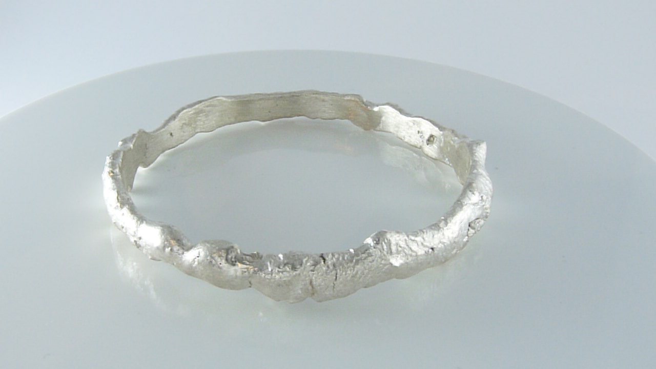 Full Round Bangle