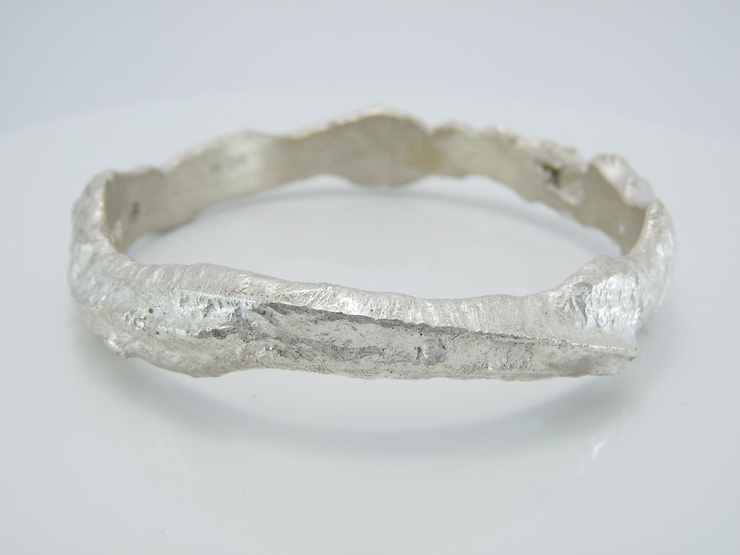 Full Round Bangle