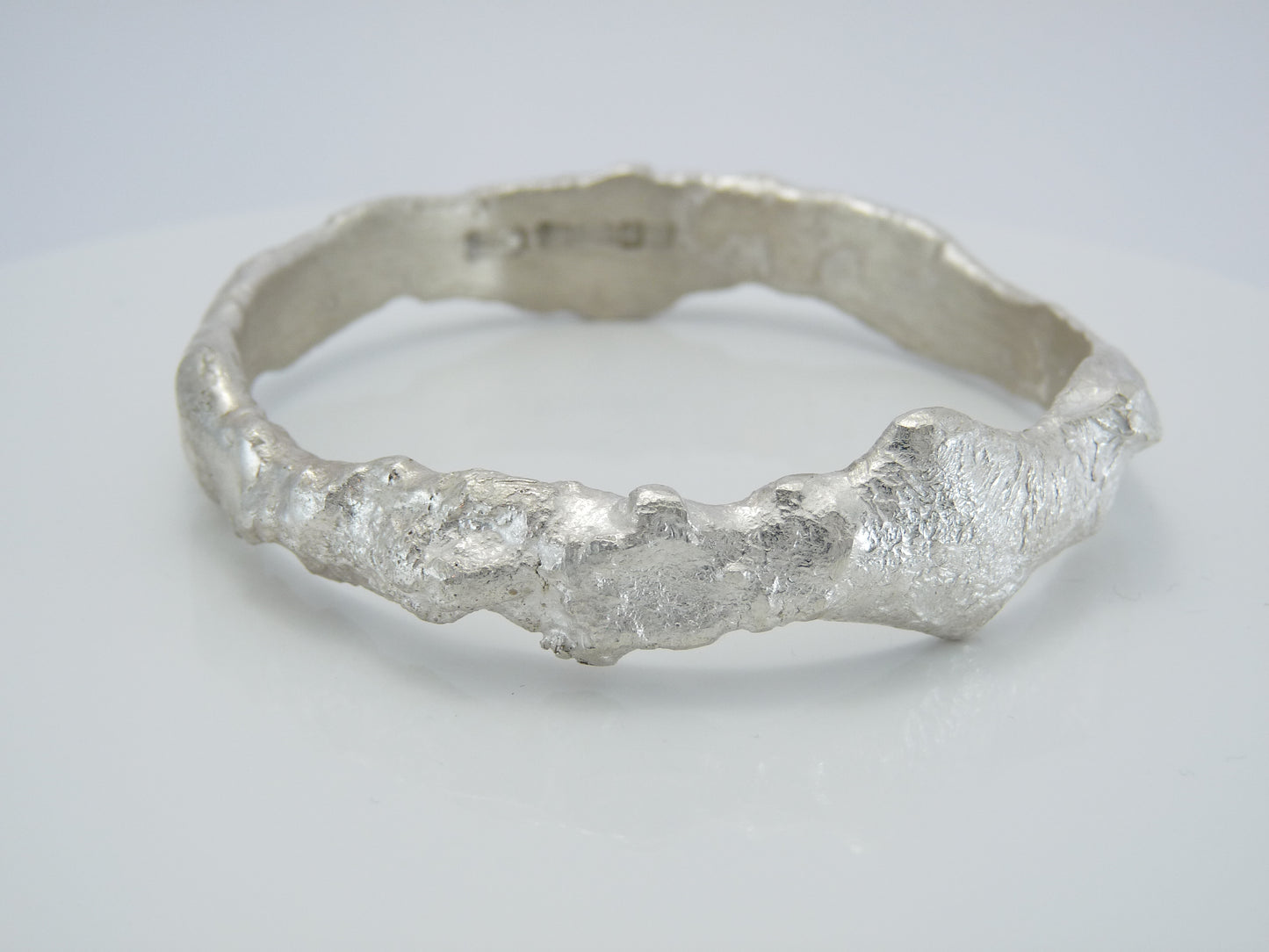 Full Round Bangle
