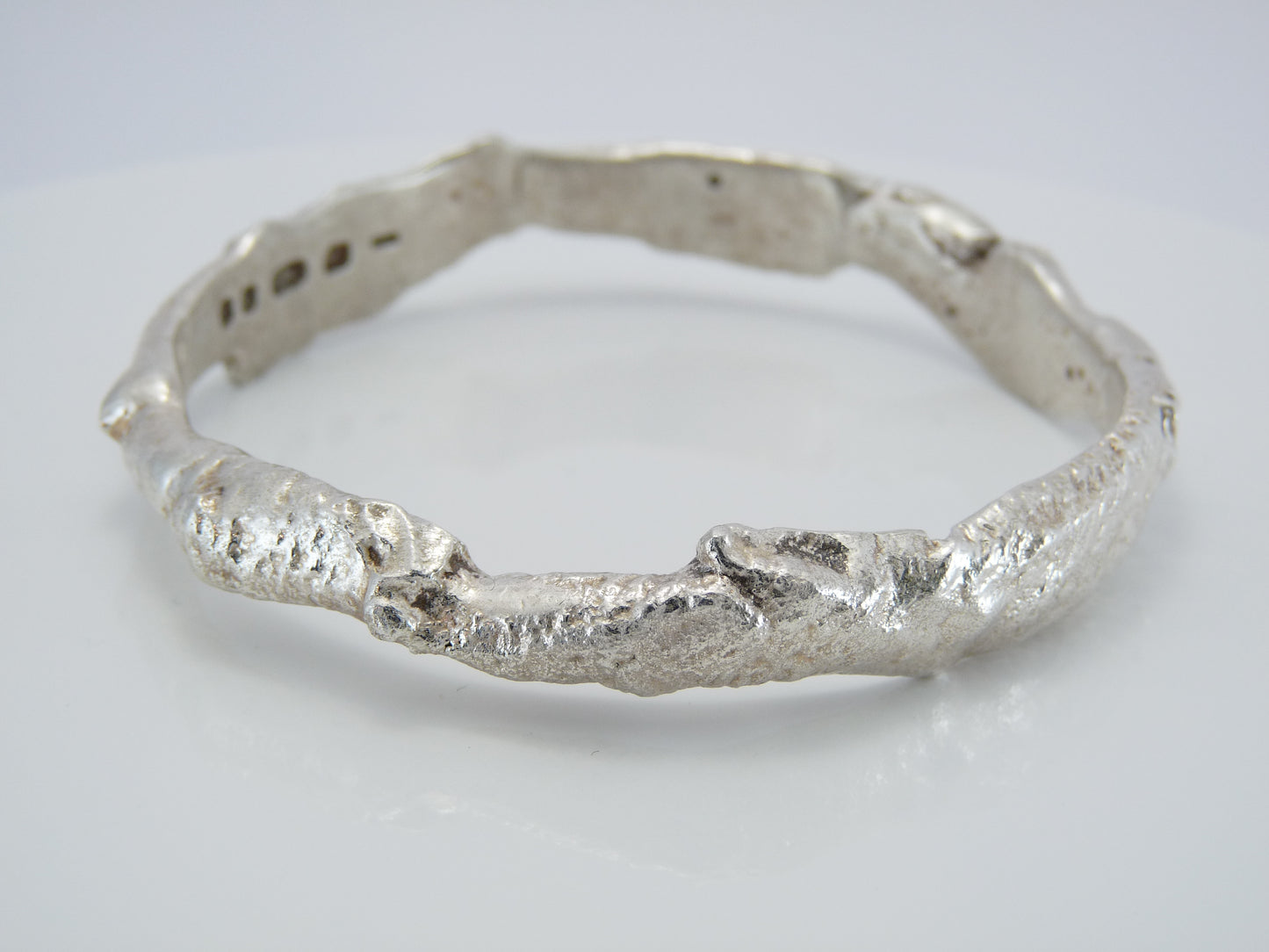 Full Round Bangle