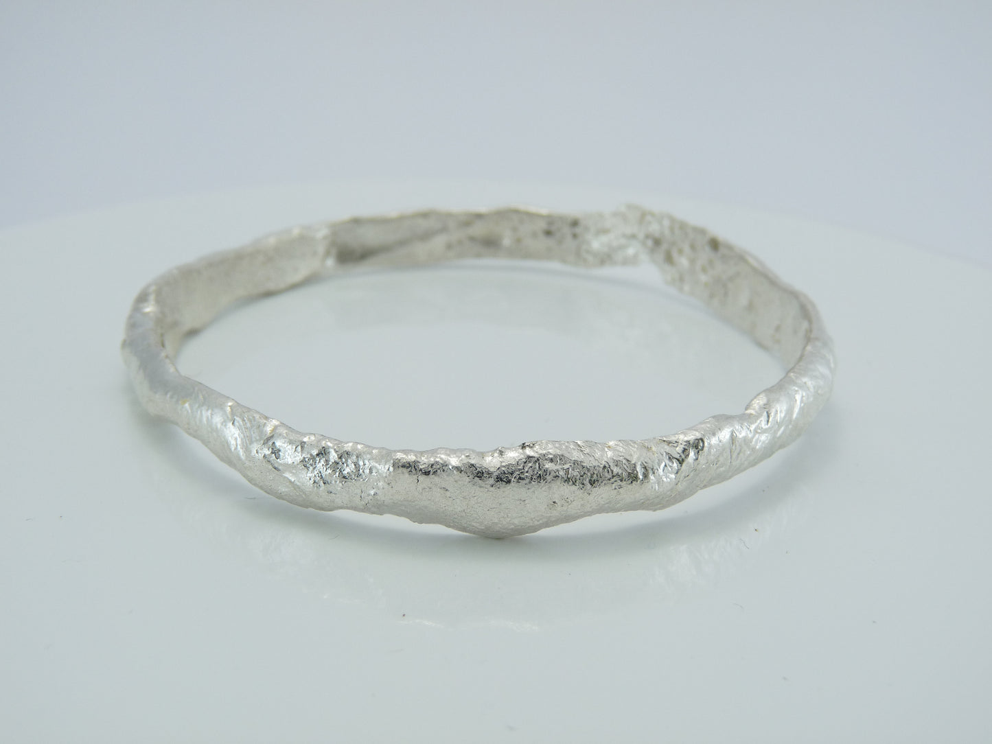 Full Round Bangle