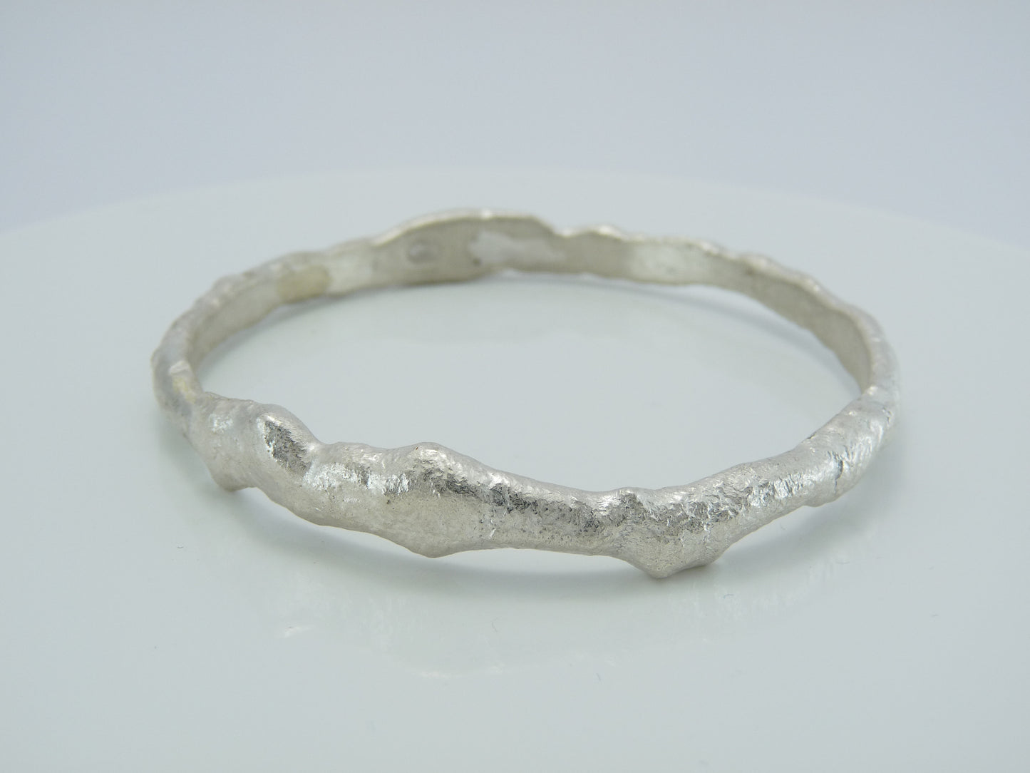 Full Round Bangle