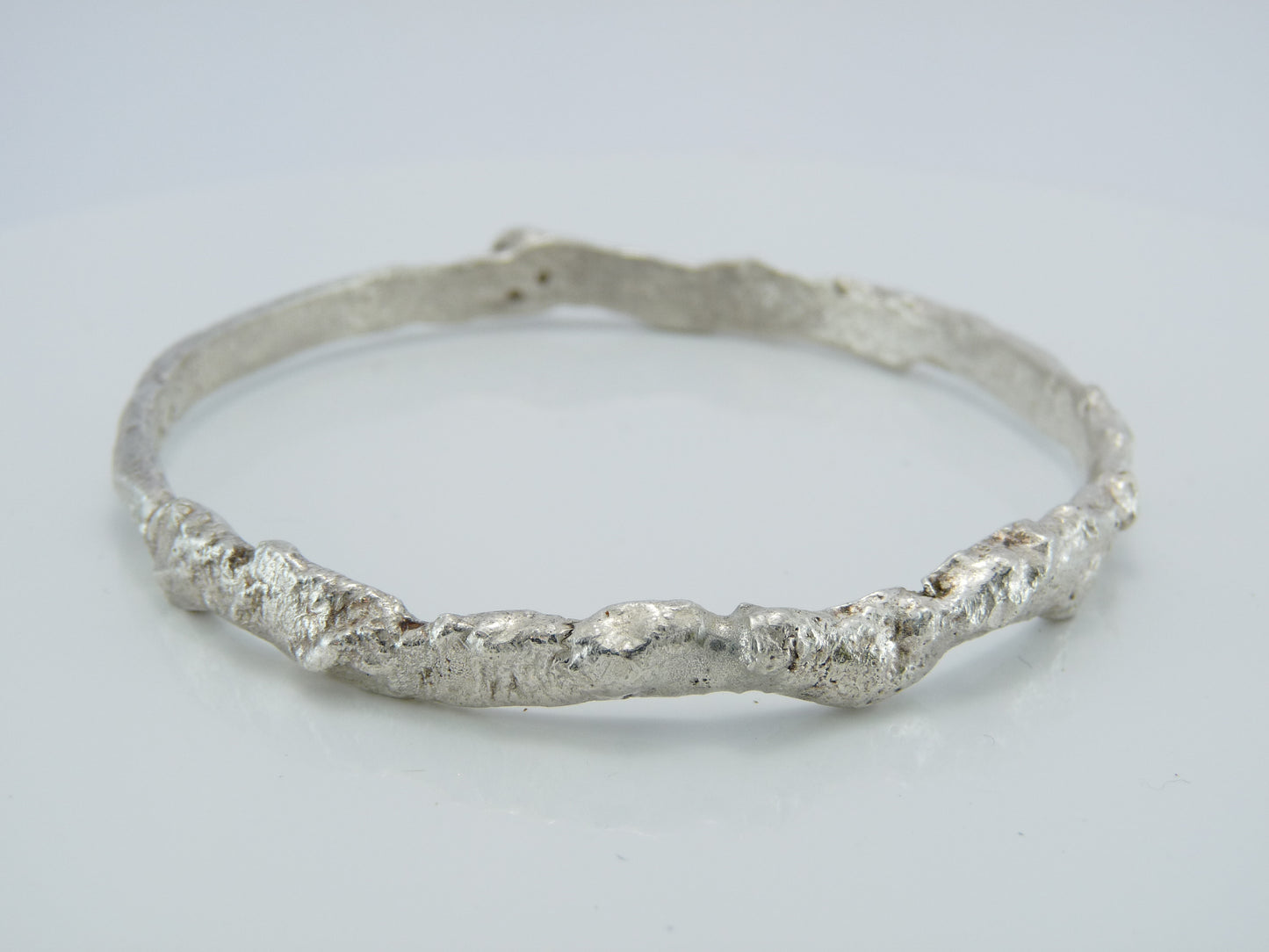 Full Round Bangle