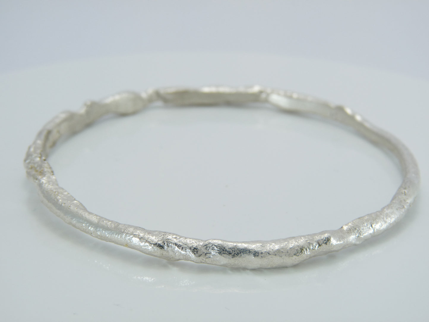 Full Round Bangle