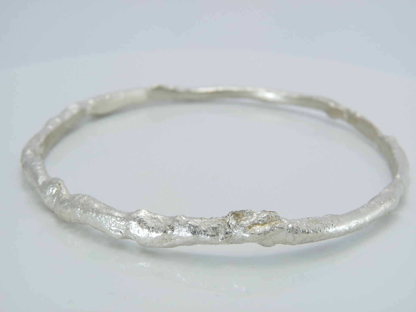 Full Round Bangle