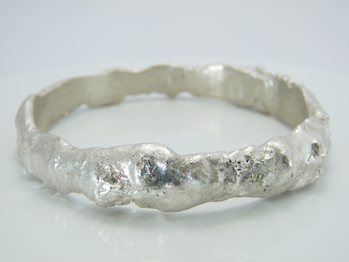 Full Round Bangle