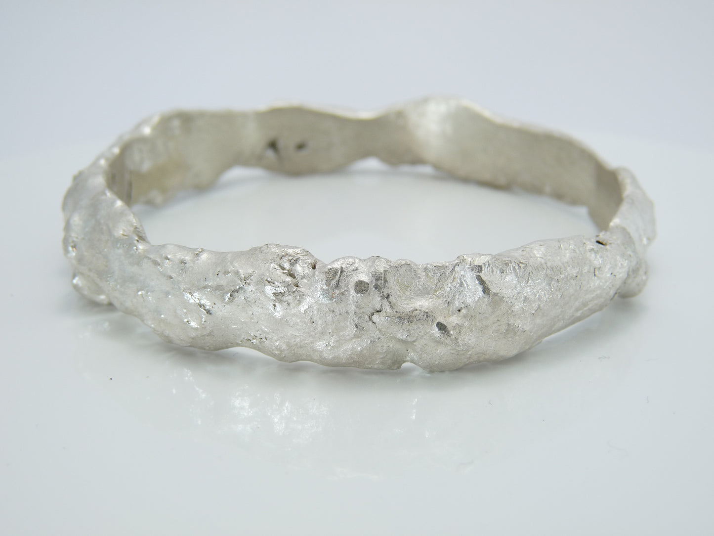 Full Round Bangle