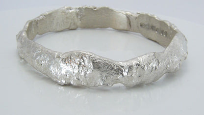 Full Round Bangle