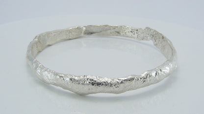 Full Round Bangle